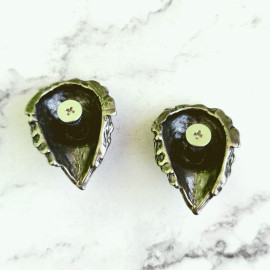 Рельефное кончо #19 «Голова Льва», 32*25мм, мельхиор