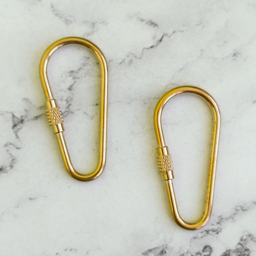 Брелок-ключница с гайкой, грушевидная, 24х50мм, латунь Брелок-ключница с гайкой, грушевидная, 24х50мм, латунь