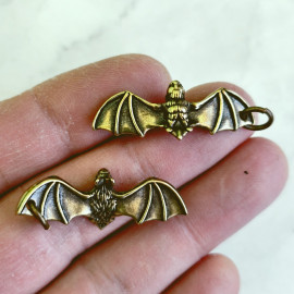 Брелок-подвеска "Летучая мышь", латунь