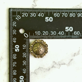 Кончо узорное #19 "античная латунь", 24мм, латунь