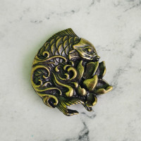 Рельефное кончо #20 «Золотая рыбка», 31х33мм, латунь