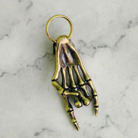 Подвеска декоративная "Кисть скелета", латунь-мельхиор