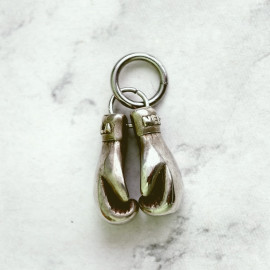 Подвеска-брелок "Боксерские перчатки", мельхиор