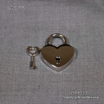 Замок декоративный. «Сердечко». Никель. 30 мм