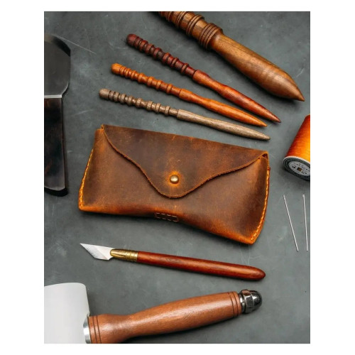 Футляр для очков из кожи "Сделай сам"