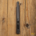 Канцелярский нож. Металл, черный