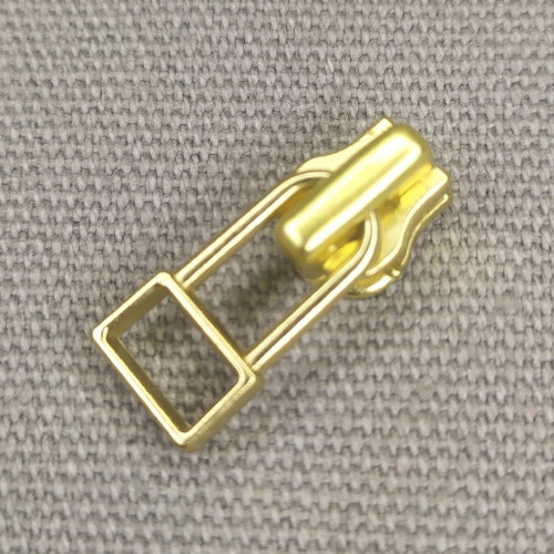 Бегунок YKK латунь №8