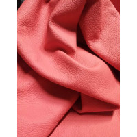 Мебельная кожа, цвет малиновый 1061 Мебельная кожа, цвет малиновый 1061