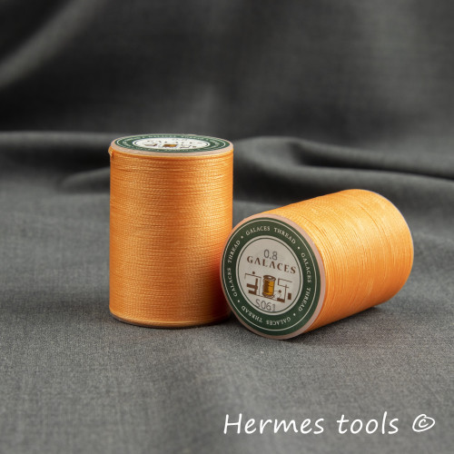 Нитки для кожи Galaces 0.8 мм. Оранжевые. Нить вощеная Нитки для кожи Galaces 0.8 мм. Оранжевые. Нить вощеная