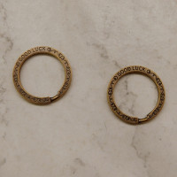 Кольцо латунное "Good Luck", заводное, 30мм Кольцо латунное "Good Luck", заводное, 30мм