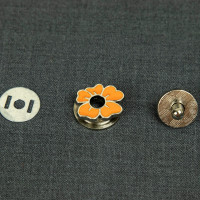 Кнопка магнитная. Цветок. Оранжевый Кнопка магнитная. Цветок. Оранжевый