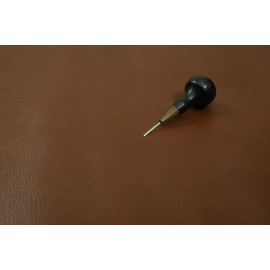 №700 Otto­cento Toro marrone 1,5-1,6мм Лот из 3 листов 20*30 см, уценка